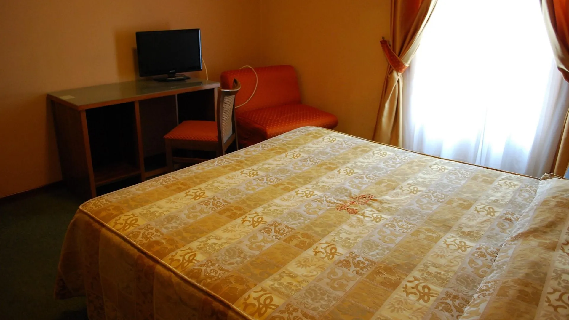 Hotel Tre Torri 빌라지오 모제 3*,  이탈리아