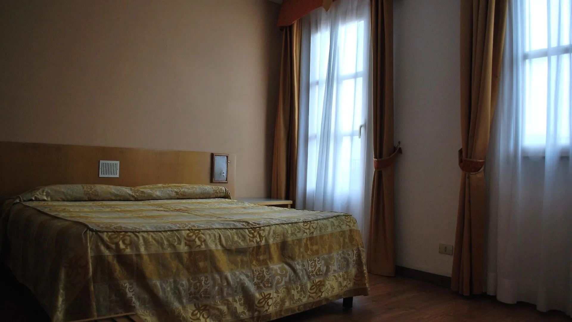 Hotel Tre Torri 빌라지오 모제