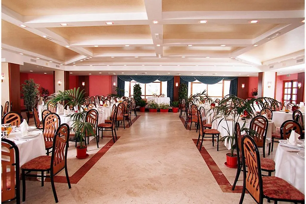 Hotel Tre Torri 빌라지오 모제