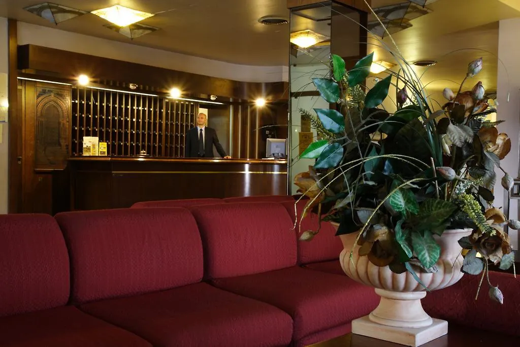 Hotel Tre Torri 빌라지오 모제