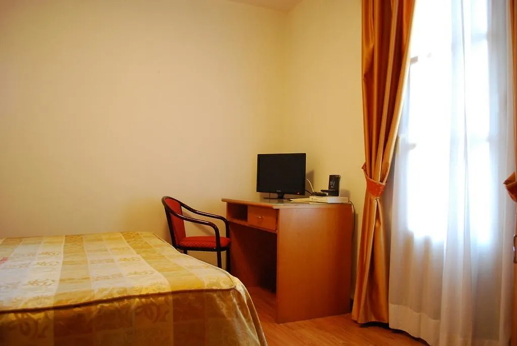 Hotel Tre Torri 빌라지오 모제