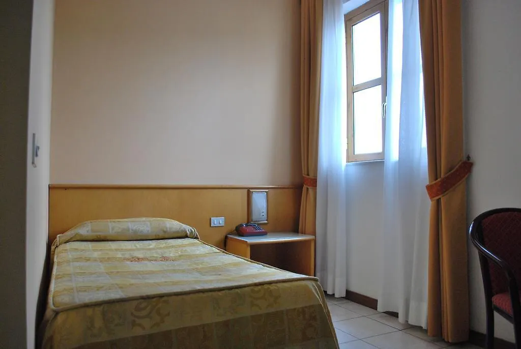 Hotel Tre Torri 빌라지오 모제