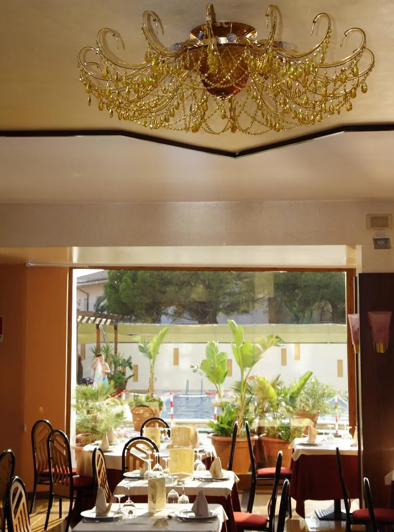 Hotel Tre Torri 빌라지오 모제
