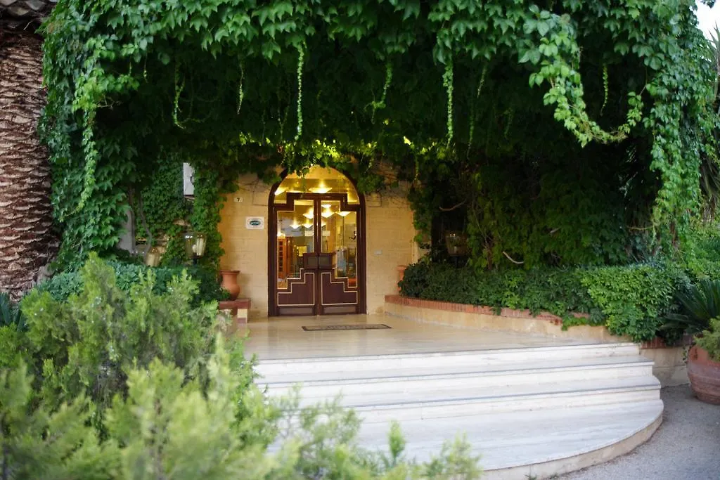Hotel Tre Torri 빌라지오 모제 이탈리아